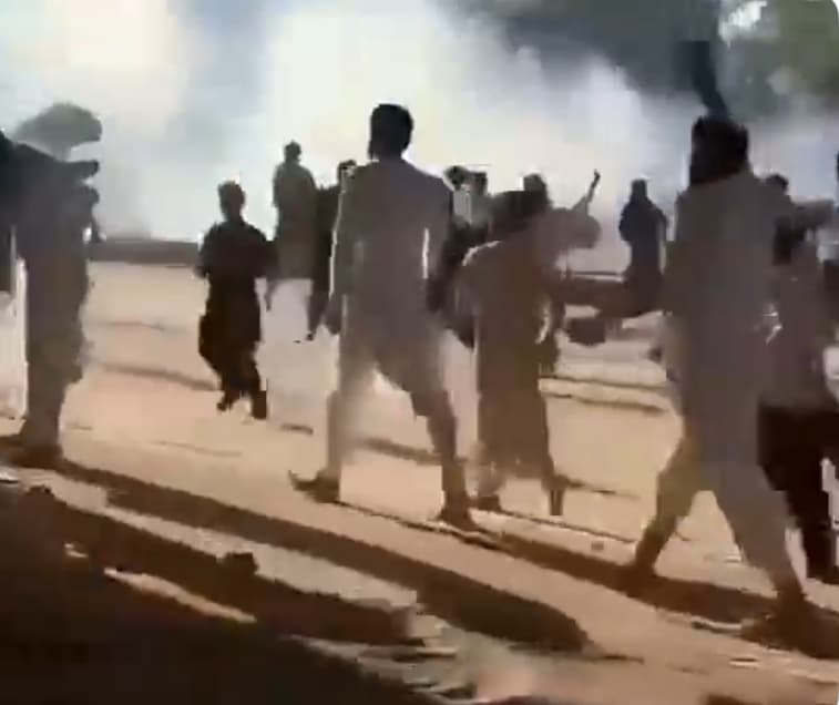 خیبر پښتونخوا: د پوځي تجربو ډګر، ترهګري، د معدنو جګړه او د آمریت سیوری